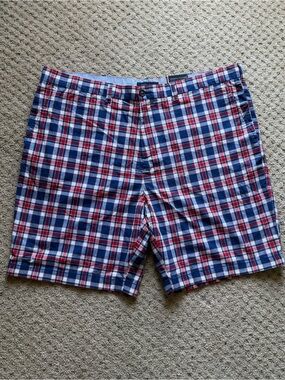 Tommy Hilfiger Men’s Plaid Flat Front 9” Inseam Shorts NWT Size 42W